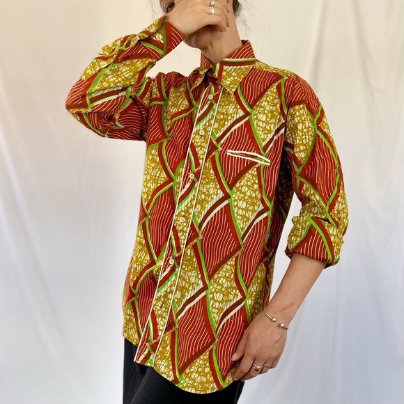 Vintage wax block print button up long sleeve blouse/shirt - Picture 2 of 7